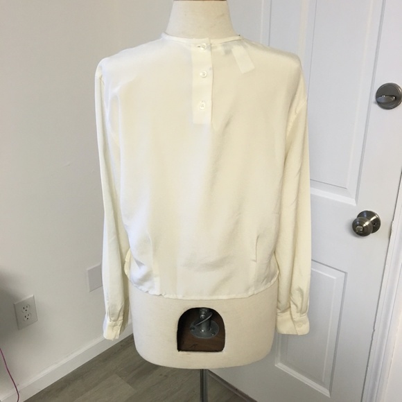 Vintage Embroidered Emblem Top - Picture 3 of 6